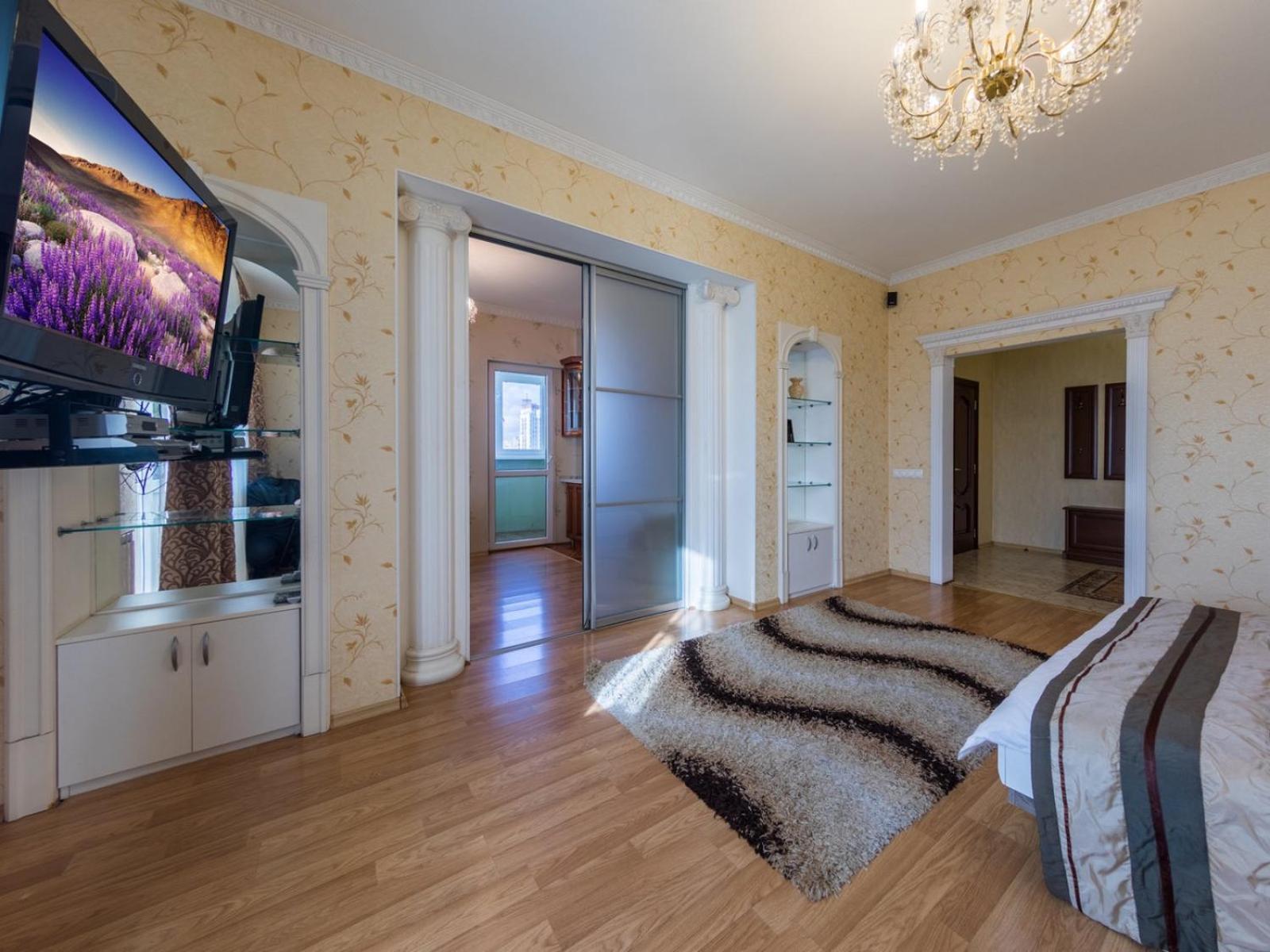 Apartment In The City Center Kyiv Room photo