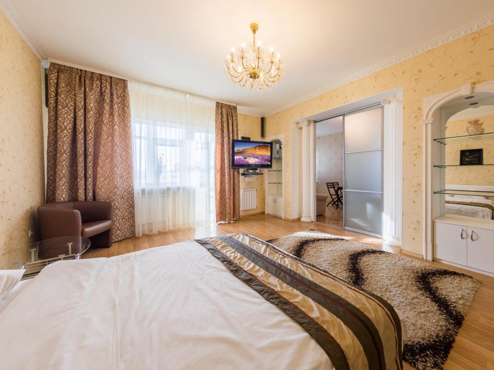 Apartment In The City Center Kyiv Room photo