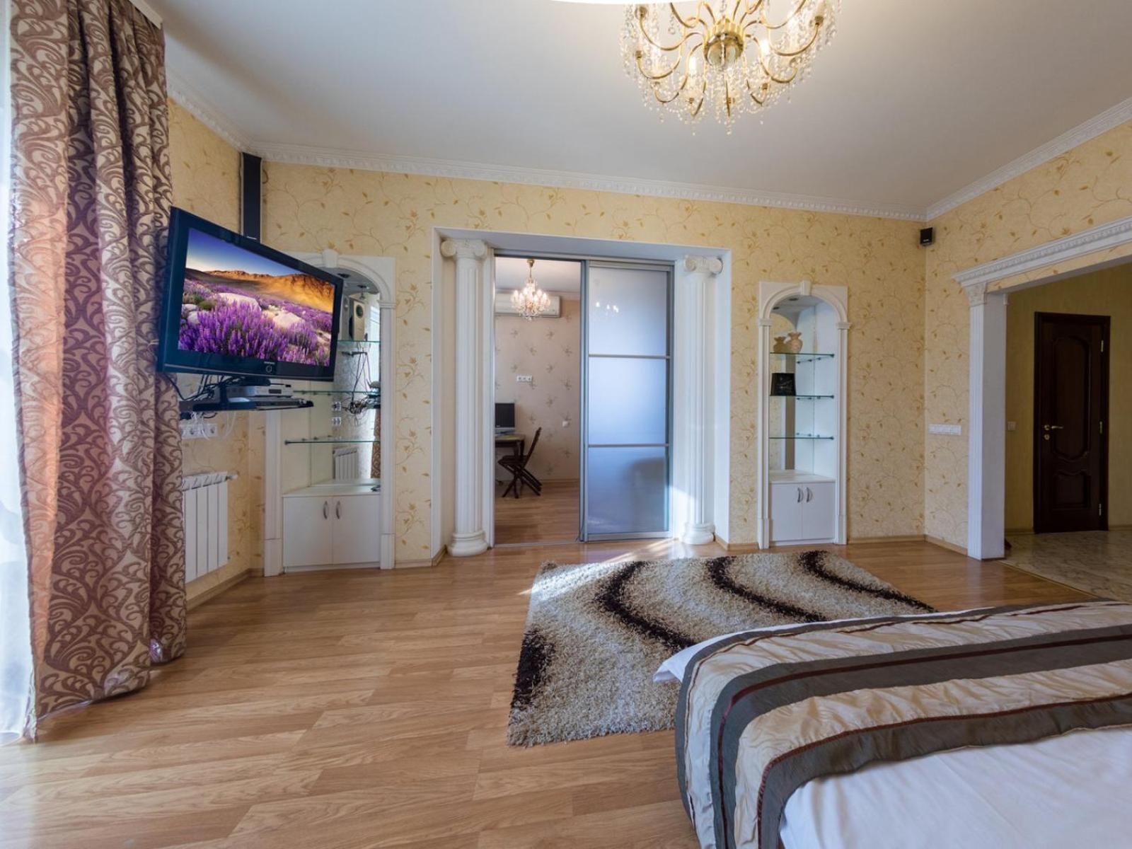 Apartment In The City Center Kyiv Room photo