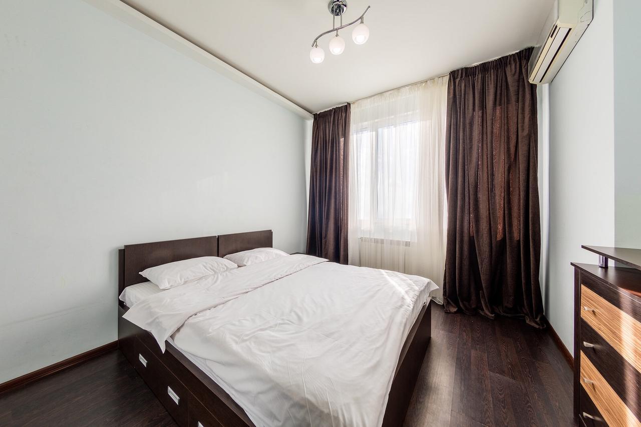 Apartment In The City Center Kyiv Room photo